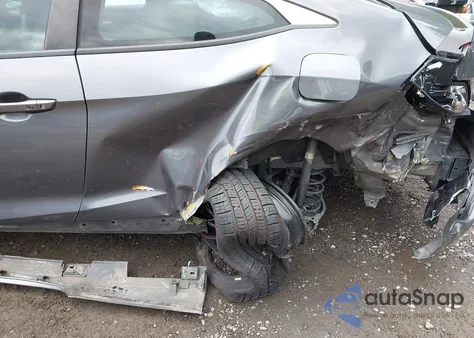 2019 Honda Civic Sport z USA, uszkodzony, nr VIN 2HGFC4B82KH304295